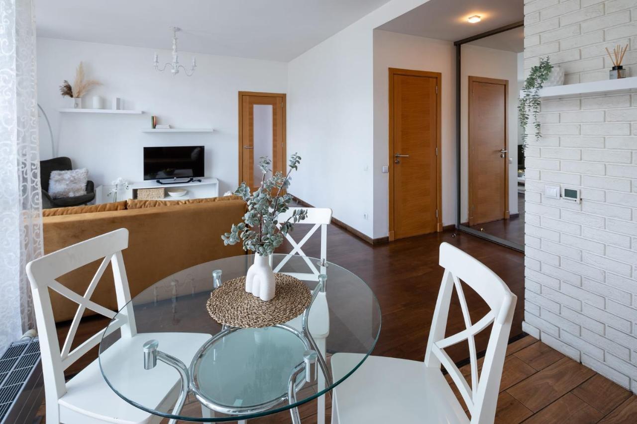 Apartment Ziedondarza Park One Bedroom With Balcony Riga