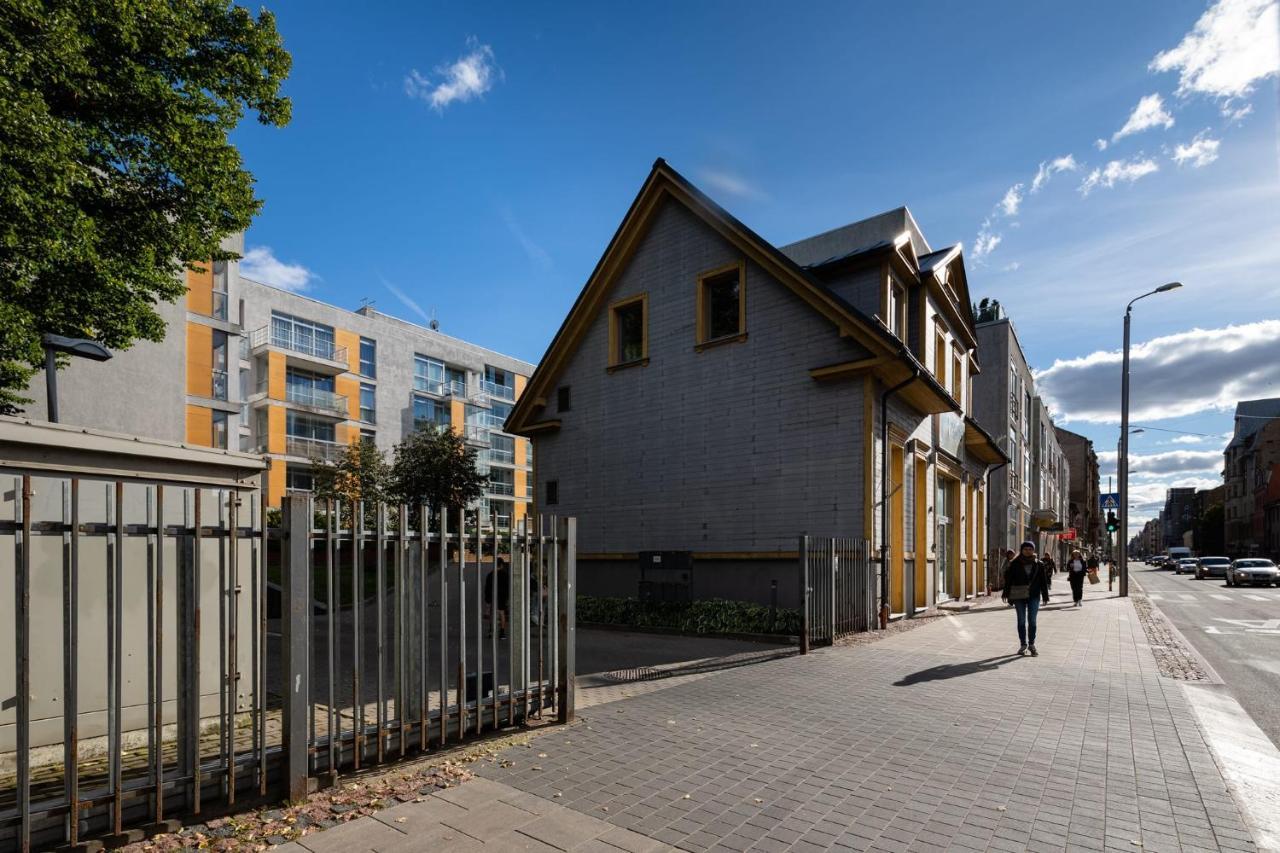 Ziedondarza Park One Bedroom With Balcony Dzīvoklis Riga