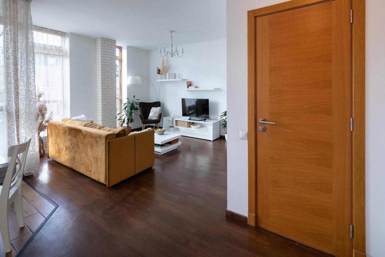 Ziedondarza Park One Bedroom And Balcony *